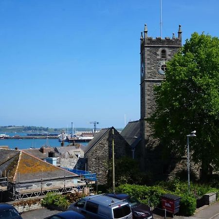Villa Fabulous High Street Townhouse With Stunning Views & Parking At 'Eagles Nest' à Falmouth Extérieur photo